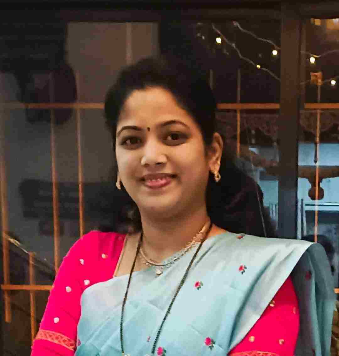 Ms. Amruta Manoj Deshpande